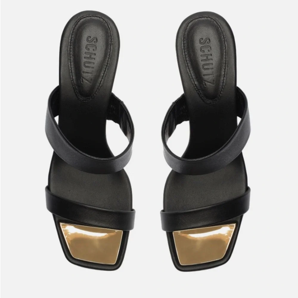 Schutz Aruana Black Heels Leather Sandal Size 10 Gold Accent EUC - Picture 3 of 10
